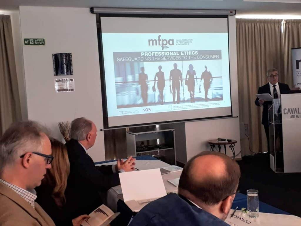 This project aimed to encourage research on professional ethics at a national level to evaluate the situation at a local context and disseminate information so an action plan can be devised on the current challenges and difficulties.